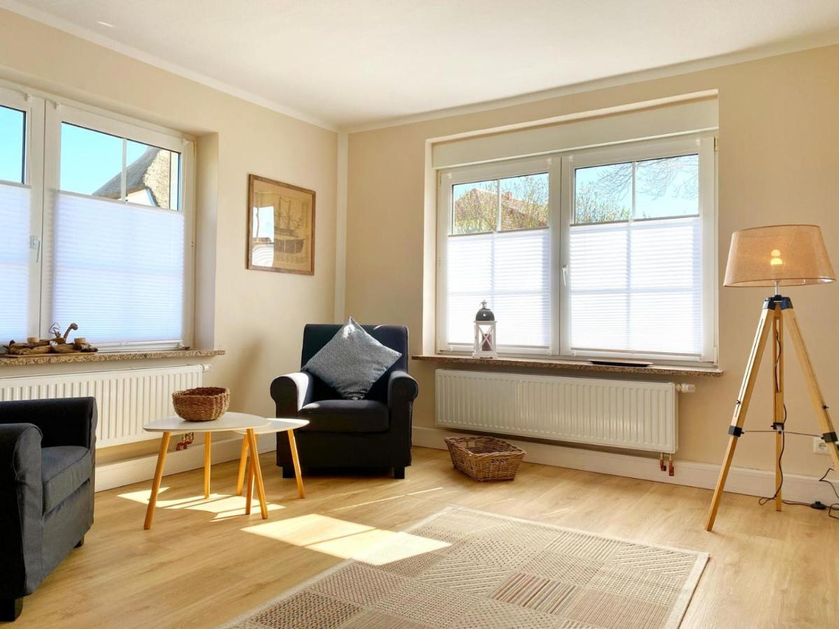 Reethaus Vilmnitz - Ferienwohnung Vilm エクステリア 写真